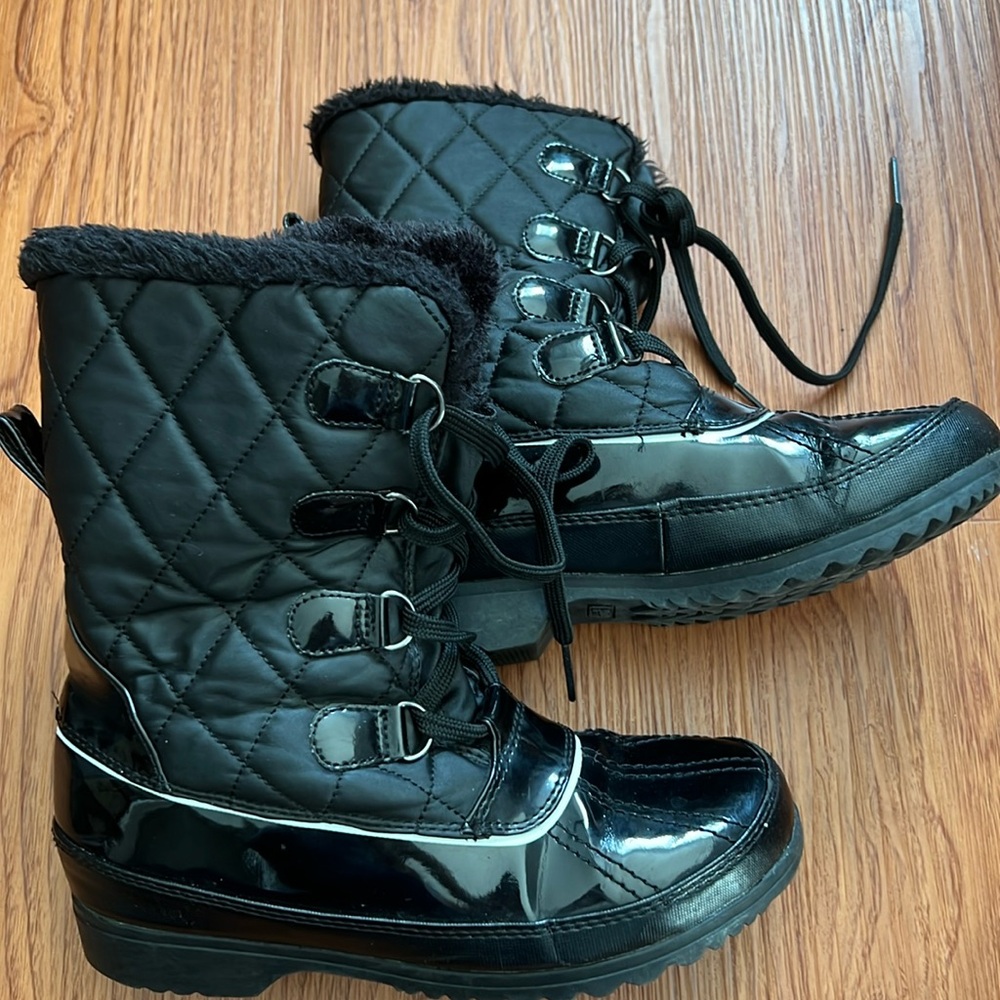 Alpine Design Women’s Quilted Winter Boots Black Size US 6
